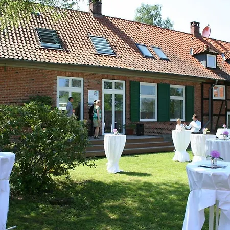 4 Sterne Wohnen Zum Alten Forsthof Am Schlosspark, App 3 Wunnerbor *