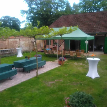 4 Sterne Wohnen Zum Alten Forsthof Am Schlosspark, App 3 Wunnerbor Eutin