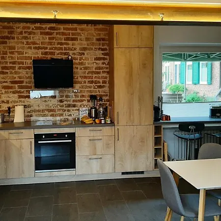 4 Sterne Wohnen Zum Alten Forsthof Am Schlosspark, App 3 Wunnerbor Apartment *